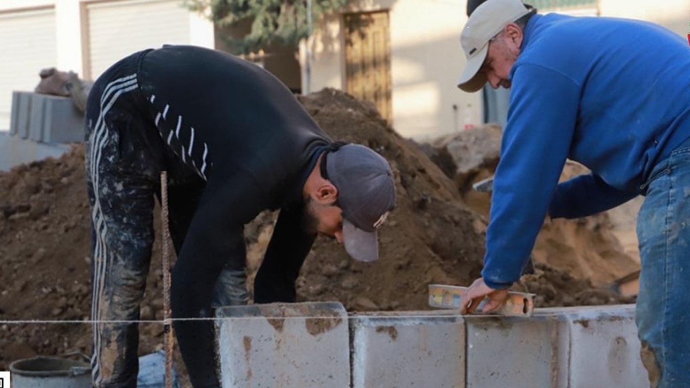 إستكمال أعمال المرحلة الثانية في شارع السكة